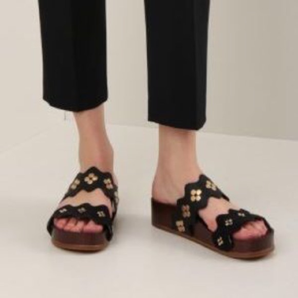 chloe lauren scalloped sandal